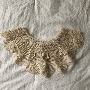 Vintage knit collar- like RBG!